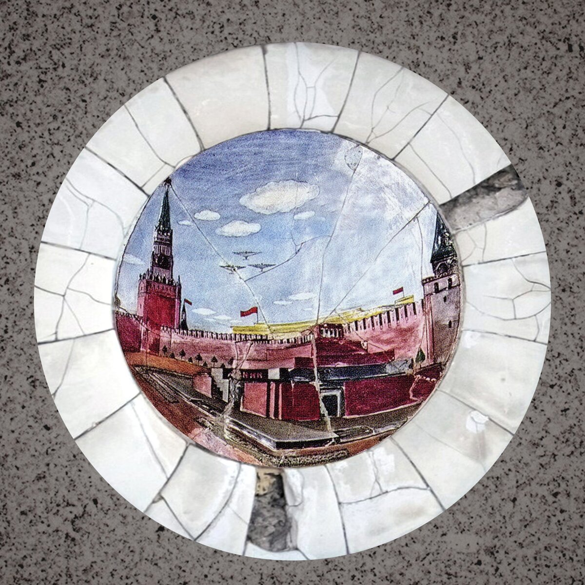 Медальон "Мавзолей В.И. Ленина". Скульптор Т.С. Кучкина, роспись А.В. Воробьёвского и Кирилловой. 1937. Изображение взято из свободного доступа в интернете. 