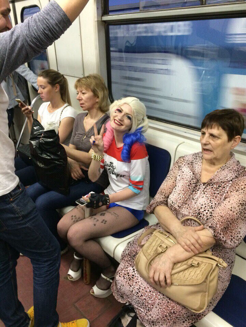 фрики в московском метро