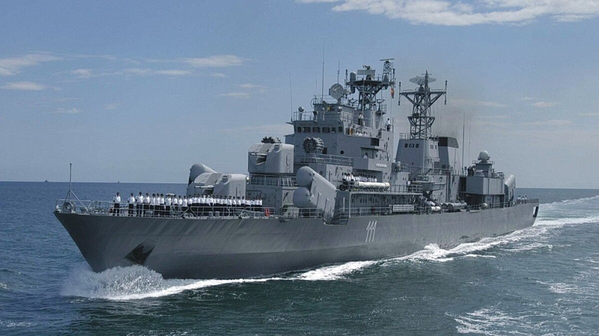 Флагманский корабль ВМС Румынии фрегат "Мэрэшешти". Источник фото: wikipedia.org
