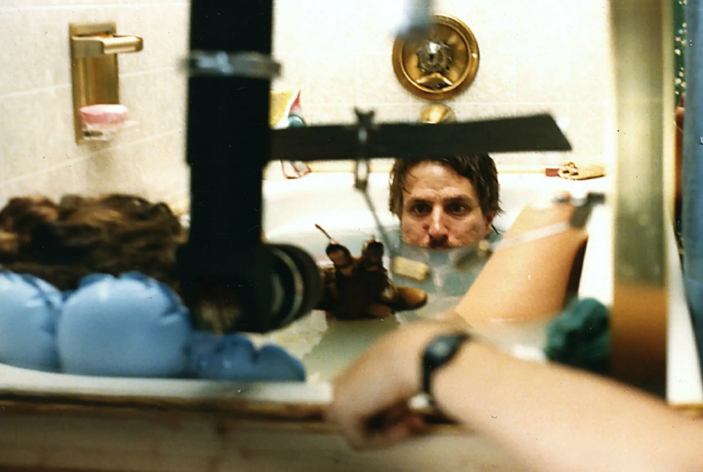 Солтберн ванна сцена в ванной. Кошмар на улице Вязов ванна. Фредди Крюгер 1984 со съёмок.