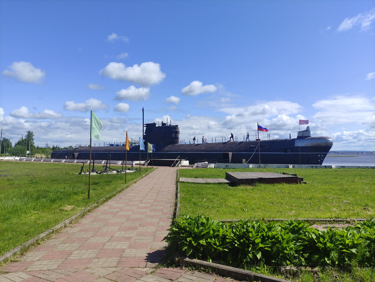 Главная достопримечательность города - подводная лодка Б-440.