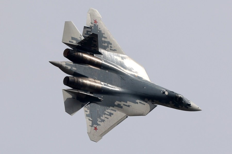 Многоцелевой истребитель Су-57 на Международном авиационно-космическом салоне - Фото: Марина Лысцева/ТАСС
