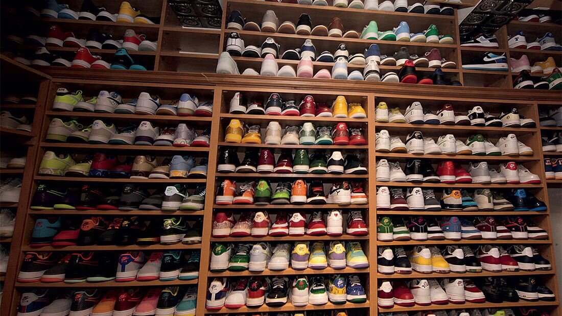Коллекция кроссовок.