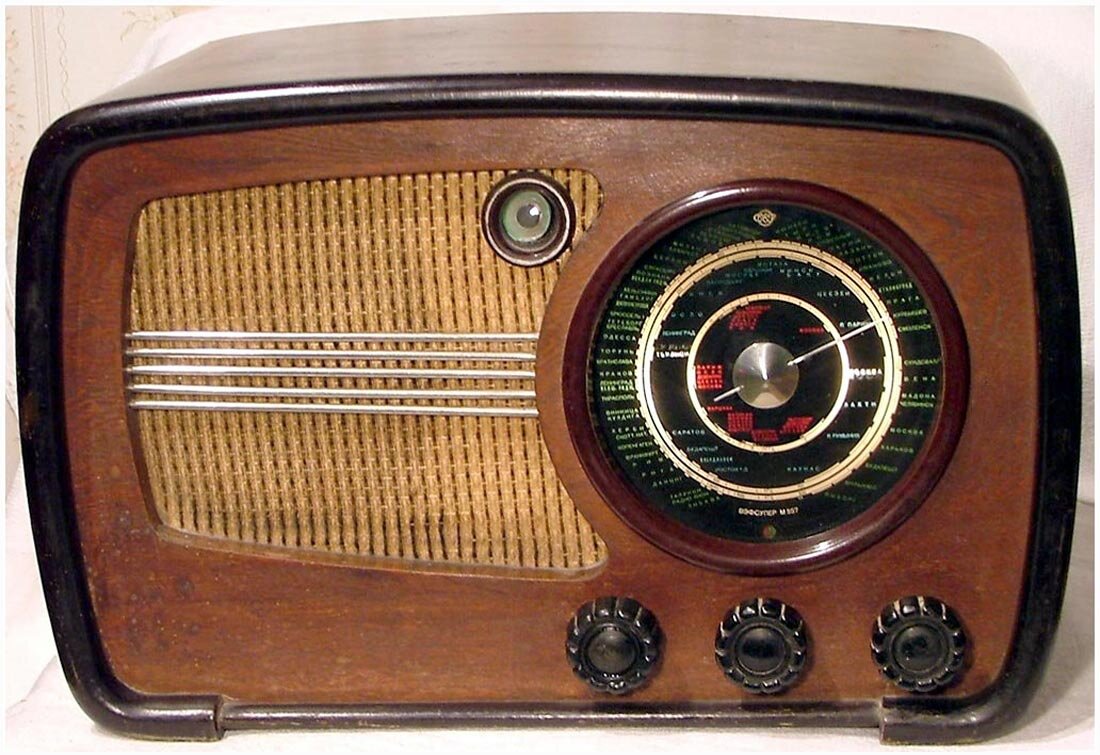 Сайт старое радио. Радиоприёмник ВЭФ супер м557. Ламповый радиоприемник ВЭФ супер м557. ВЭФ М-557. Ламповый радиоприемник ВЭФ М-557.