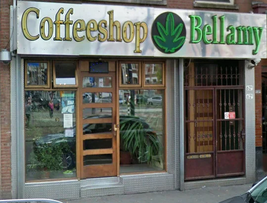 Фото взято из Интернета. Кофешоп в Роттердаме