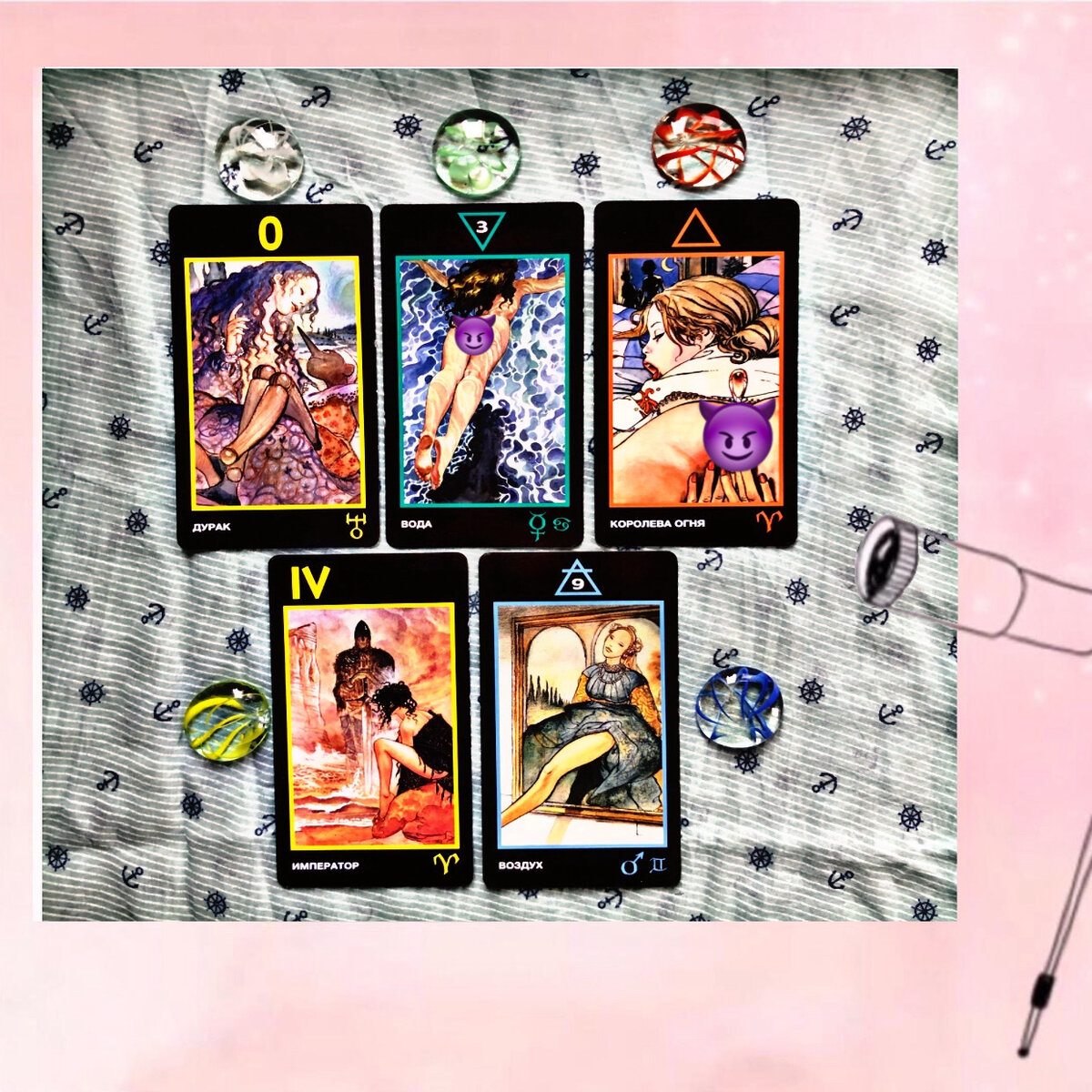 1 - У него ощущение, что Вы пытаетесь его обмануть, показаться не такой, какая есть на самом деле. Общий фон эмоций положительный, но без особой глубины и серьезности.
2 - Он купается в собственных чувствах. Все светло, спокойно, умиротворяюще. Он в море любви и наслаждается этим ощущением. Внутренние барьеры сломлены, никакого напряжения.
3 - Вы поспособствовали пробуждению его сексуальности, истинной, животной. До Вас он не знал, как это может быть. Он ждёт от Вас много. Вашу помощь, опыт, наставление в интимных вопросах.
4 - Из-за своего упрямства он не смог правильно оценить обстановку. Он раздражён и зол из-за этого недопонимания. Внутри копится сила, не находящая выхода на Вас, как на жертву.
5 - Вы как его мечта, сошедшая с картины. Миф, приближенный к реальному человеку. Он до конца не осознал, что Вы и правда рядом, настоящая, живая, а не иллюзорный образ в его мечтах.