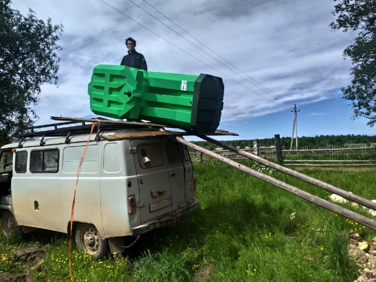 Сделал канализацию в деревенском доме - септик и купол орошения из парника