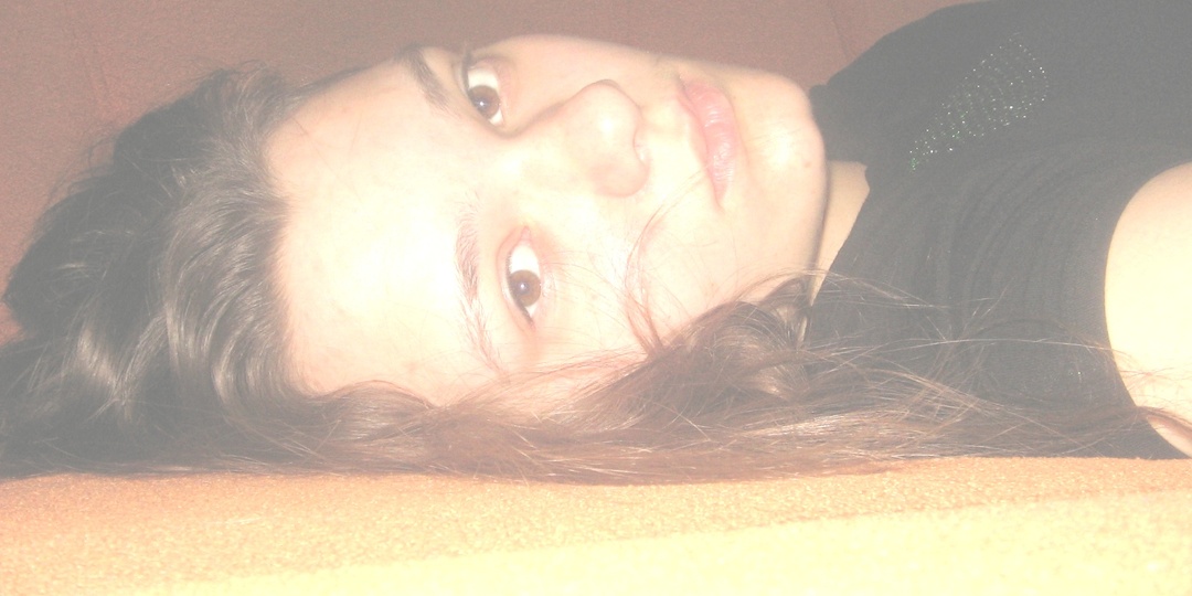 Записки на лбу : " Я - ничтожество".