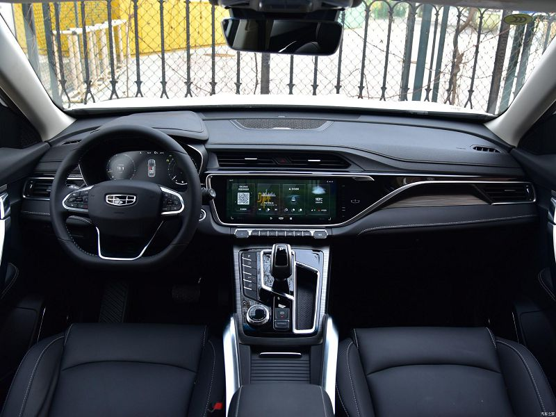 Atlas интерьер geely Sarma-Auto.ru