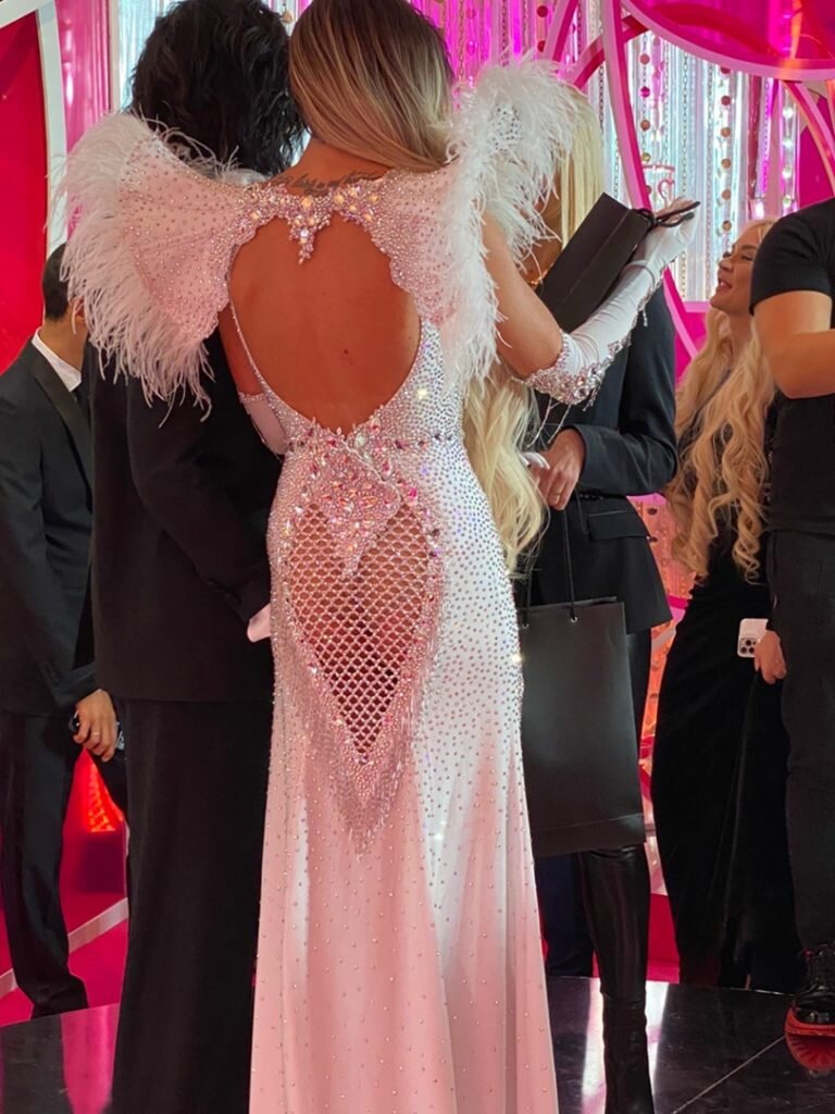 Бузова на день рождение