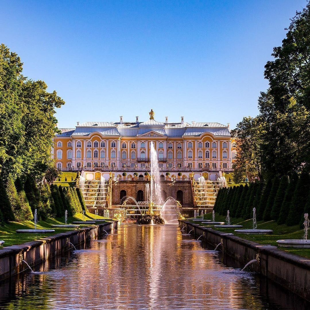 Петергоф (Фото: Петергоф Official Instagram)