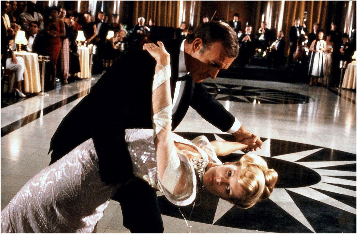 Кадр из фильма «Никогда не говори «никогда»