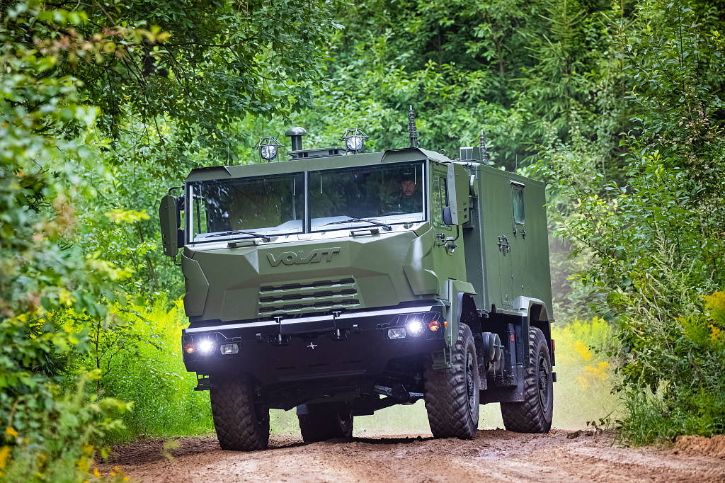Узнал, что белорусы уже много лет выпускают наследника ГАЗ-66 «Шишига». Это  МЗКТ-500200 | Зато не в кредит | Дзен