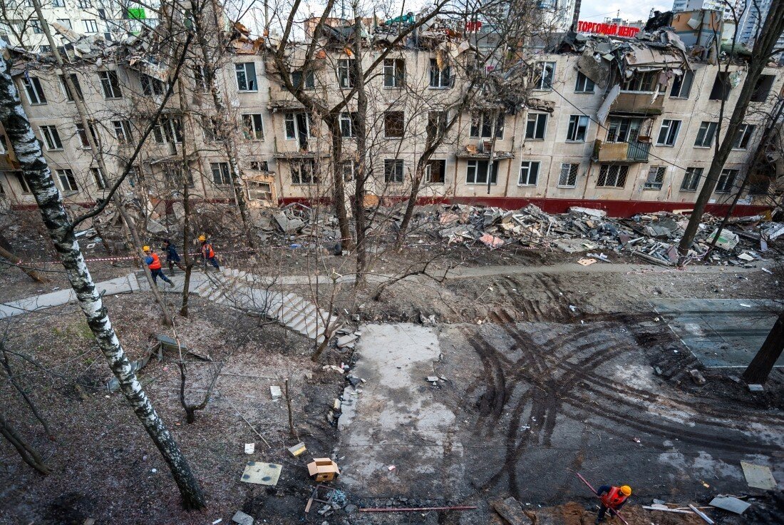 Страшная москва. Неблагополучный район. Неблагополучный район России. Не блогополучгый район. Неблагополучный район города.