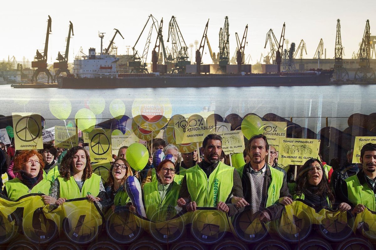 -Птицы яйца не несут! (Так им без отопления элементарно холодно.)