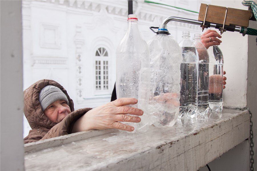 Молитва на освящение воды. Бог в помощь. Молитвы для жизни, здоровья и счастья