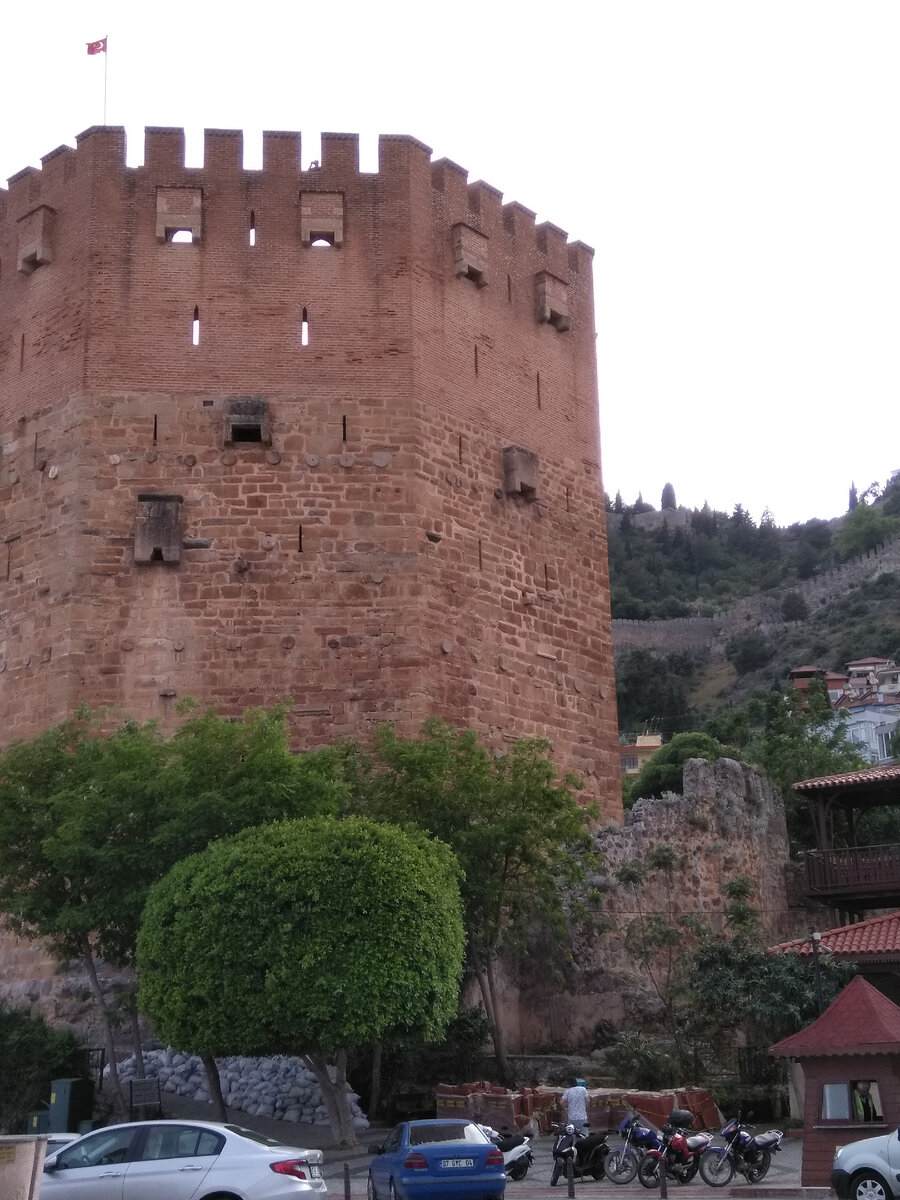 Листайте. (Все фото в статье мои.)