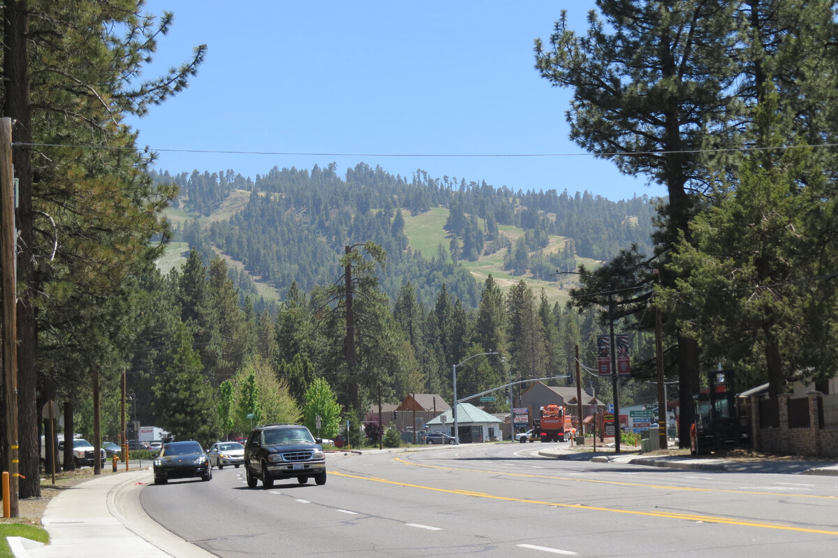 Биг-Бэр в Калифорния - маленькая Швейцарии. Фото автора. 