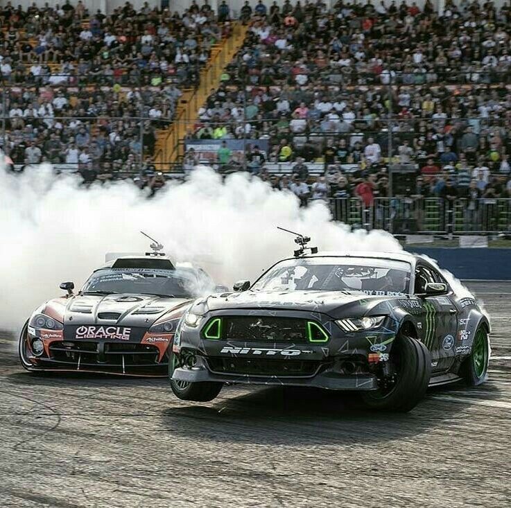 Drift. Дрифт кар. Порше Ауди дрифт. Дрифтовые Audi. Машина дрифтит.