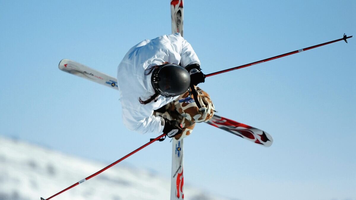    Лыжник на горнолыжном курорте "Абзаково"© РИА Новости / Александр Алпаткин