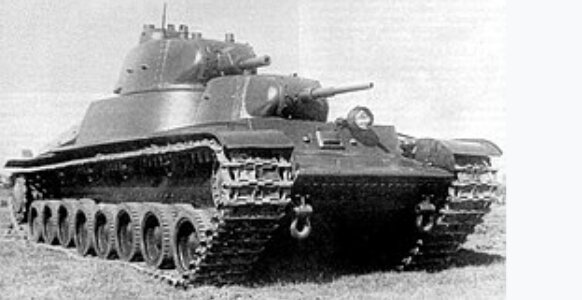 Т-100 на полигоне испытания.