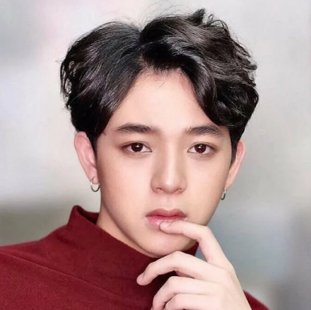 Актер Бас Сурадет Пиниват (Тайланд)