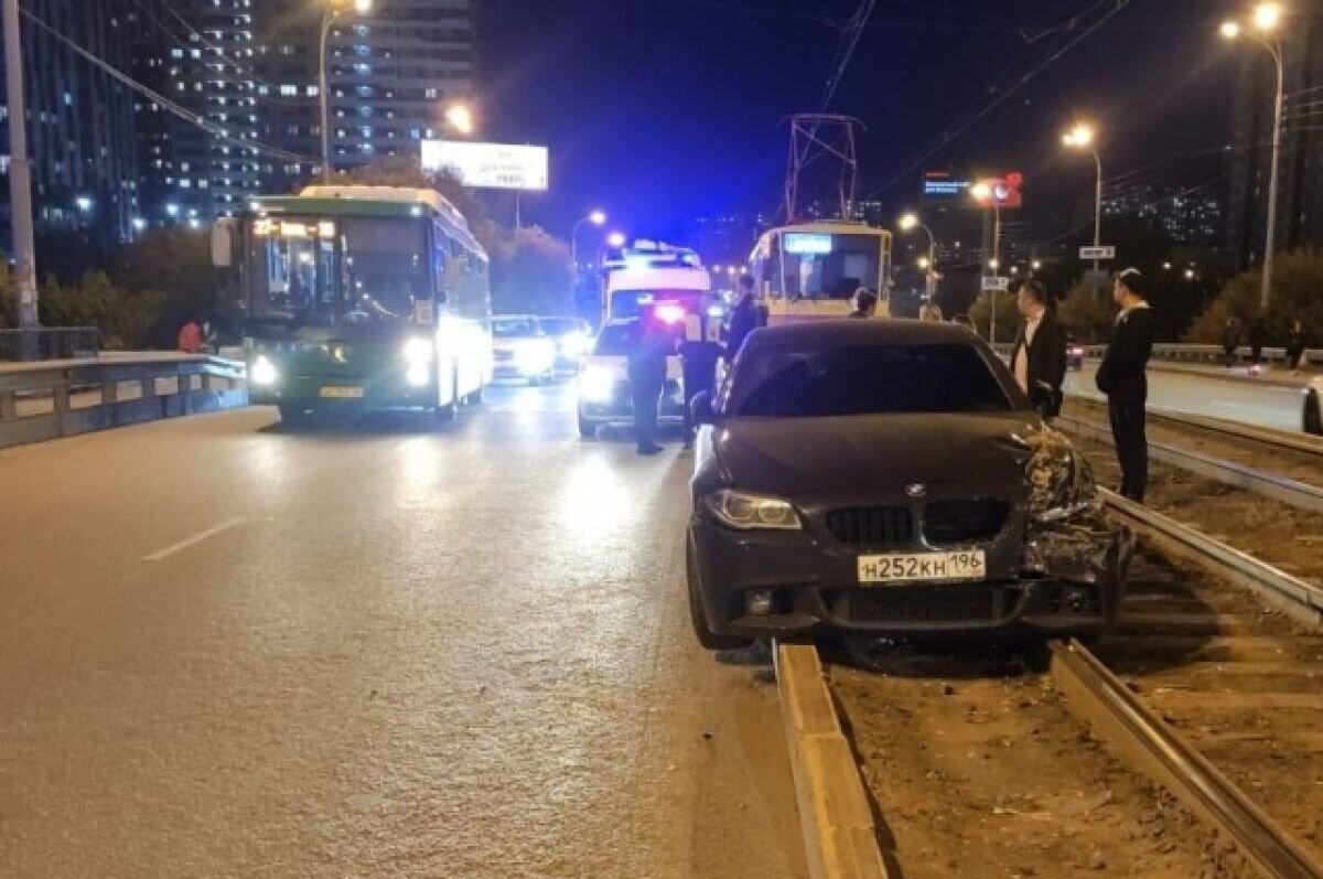    Женщина и 10-летний ребенок пострадали в ДТП в Екатеринбурге