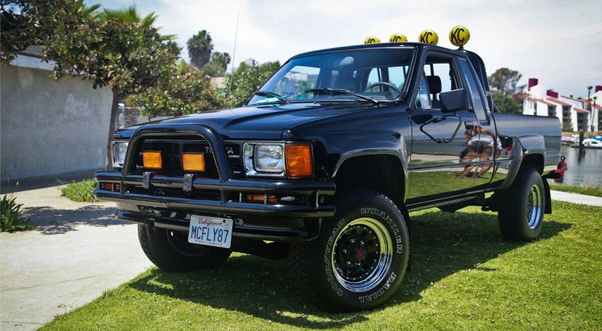 Реплика машины Марти МакФлая