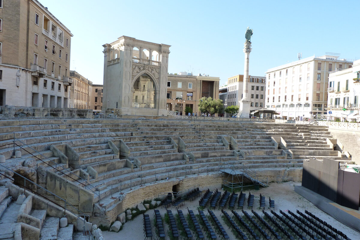 Листайте галерею