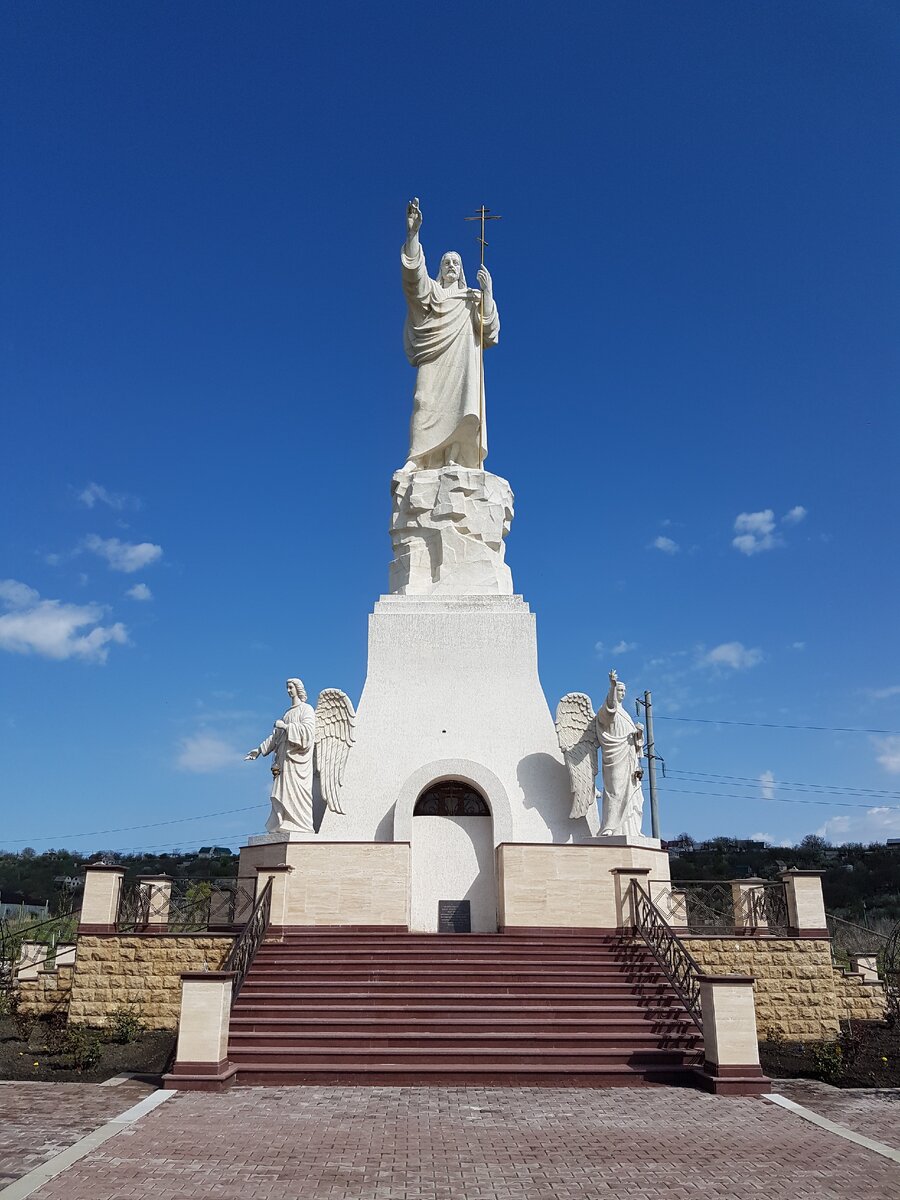 статуя христа в ессентуках