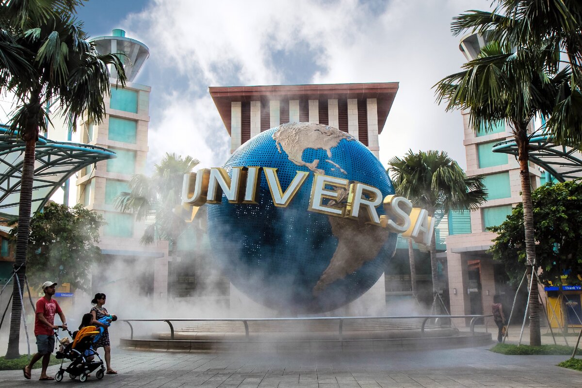 Universal studios singapore. Сингапур Юниверсал студио. Парк Юниверсал в Сингапуре. Парк Юниверсал Студиос. Парк аттракционов в Сингапуре Universal.