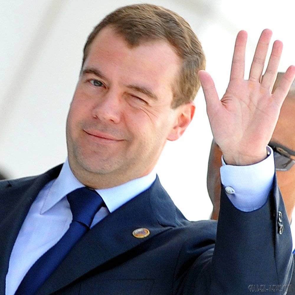 денег нет, но вы держитесь