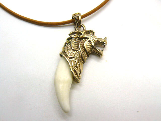 Волчий клык