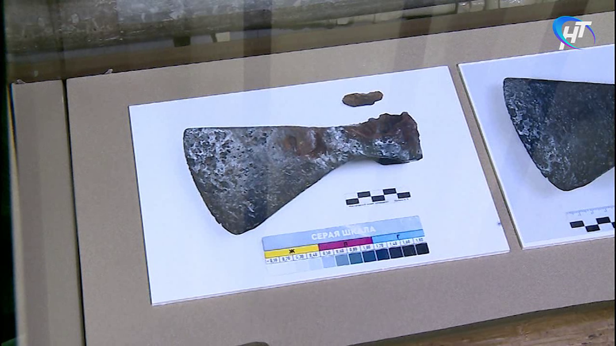 Топор 13 века – настоящий исторический раритет – сейчас выставлен в здании Присутственных мест. Долгое время он хранился в фондах, а затем был отреставрирован и показан широкому зрителю в рамках проекта «Музейный доктор». 
