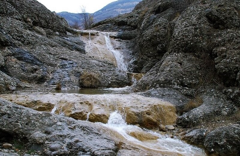 Арпатский водопад Крым