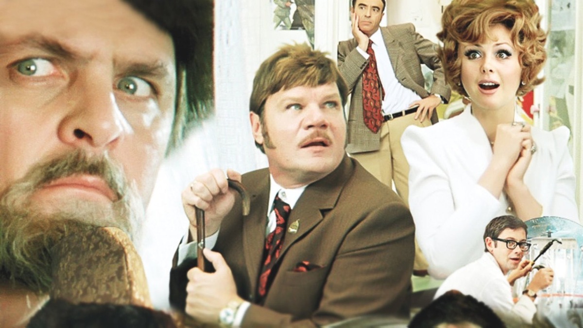 Цитата: "Я бросаю мужа — этого святого человека со всеми удобствами!"