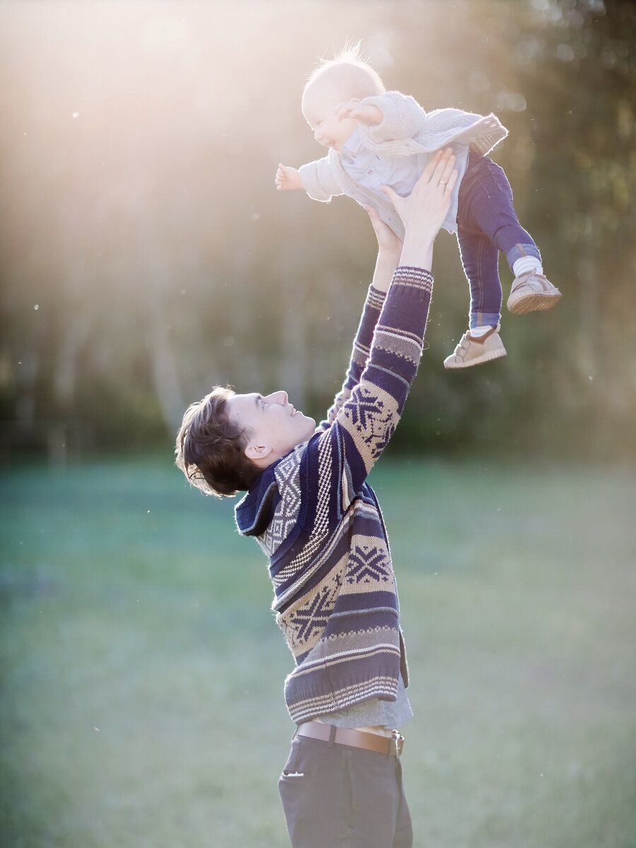 Здесь Льву 2 года