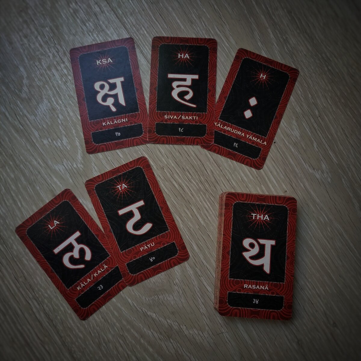 Хорошие карты в раскладе на отношения. Фото автора.