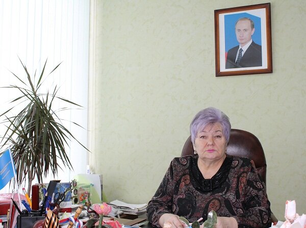 Л.В. Мишкина - Заслуженный учитель профессионально-технического образования Российской Федерации, Отличник профессионально-технического образования РСФСР. Награждена медалями «Патриот России» и «Директор года», почетным знаком «Общественное признание» и Почетной грамотой Губернатора Тульской области. Тульский колледж строительства и отраслевых технологий включен в Национальный реестр «Ведущие образовательные учреждения России». Лауреат конкурса «Сто лучших средних специальных учебных заведений России». Участник Книги рекордов России за участие в патриотическом проекте «Звезда Победы».

Тульский колледж строительства и отраслевых технологий, директором которого более 30 лет является Лидия Мишкина, - уникальное образовательное учреждение, ставшее таким именно благодаря работе этой мудрой и трудолюбивой женщины. В своем развитии колледж прошел путь от ремесленного училища по учреждения среднего профессионального образования. Возглавив его в 1985 году, Лидия Васильевна сразу взяла курс на практикоориентированность и постоянный рост качества образования. Добиться этой цели было непросто – пришлось преодолевать все трудности 90-х и реформы 2000-х, - однако, свою мечту она все же осуществила.