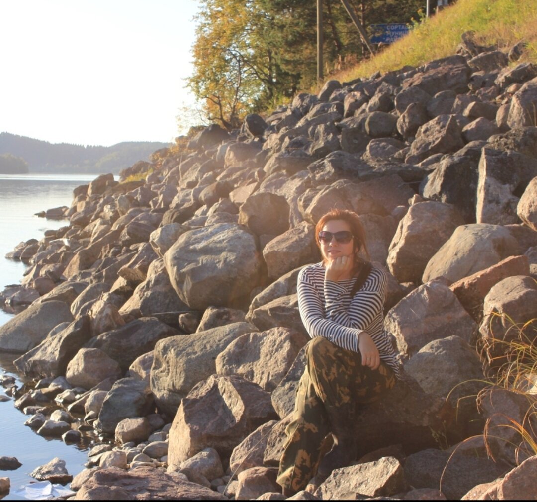 Это я радуюсь карельскому солнышку и еще не подозреваю в какую хрюшку скоро превращусь. 