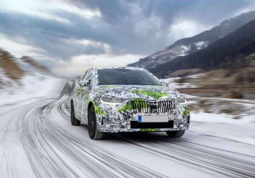 Шкода Фабия 4 (Skoda Fabia IV) перед