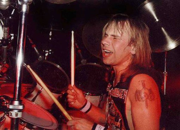 Александр манякин. Барабанщик арии манякин. Александр манякин кипелов. Александр манякин кипелов. Манякин ария.