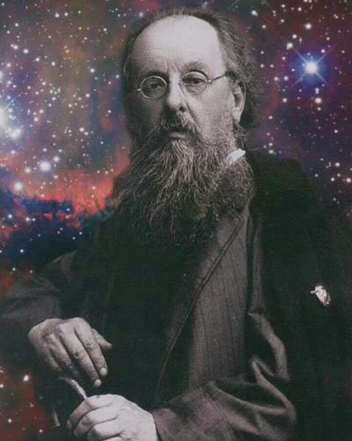 Константин Эдуардович Циолковский - гениальный самоучка, зародивший у человечества мечту о полетах в космос.