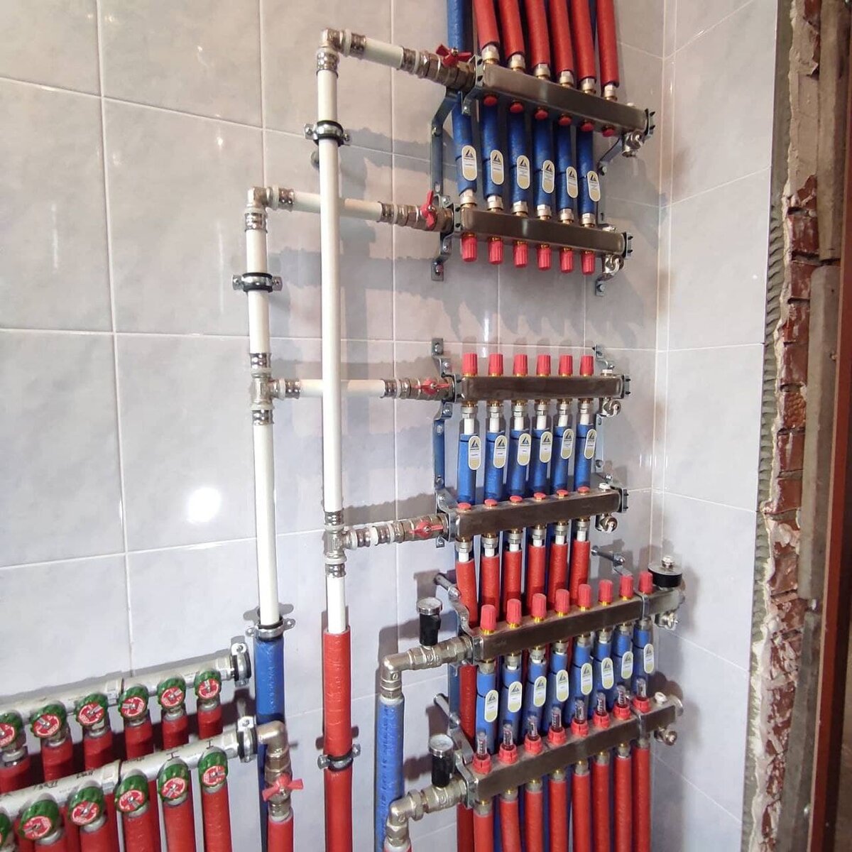 Старый оскол нет отопления. Старый оскол нет отопления. Тёплый пол старый оскол. Набокинские сады старый оскол. Пионерская котельная старый оскол.