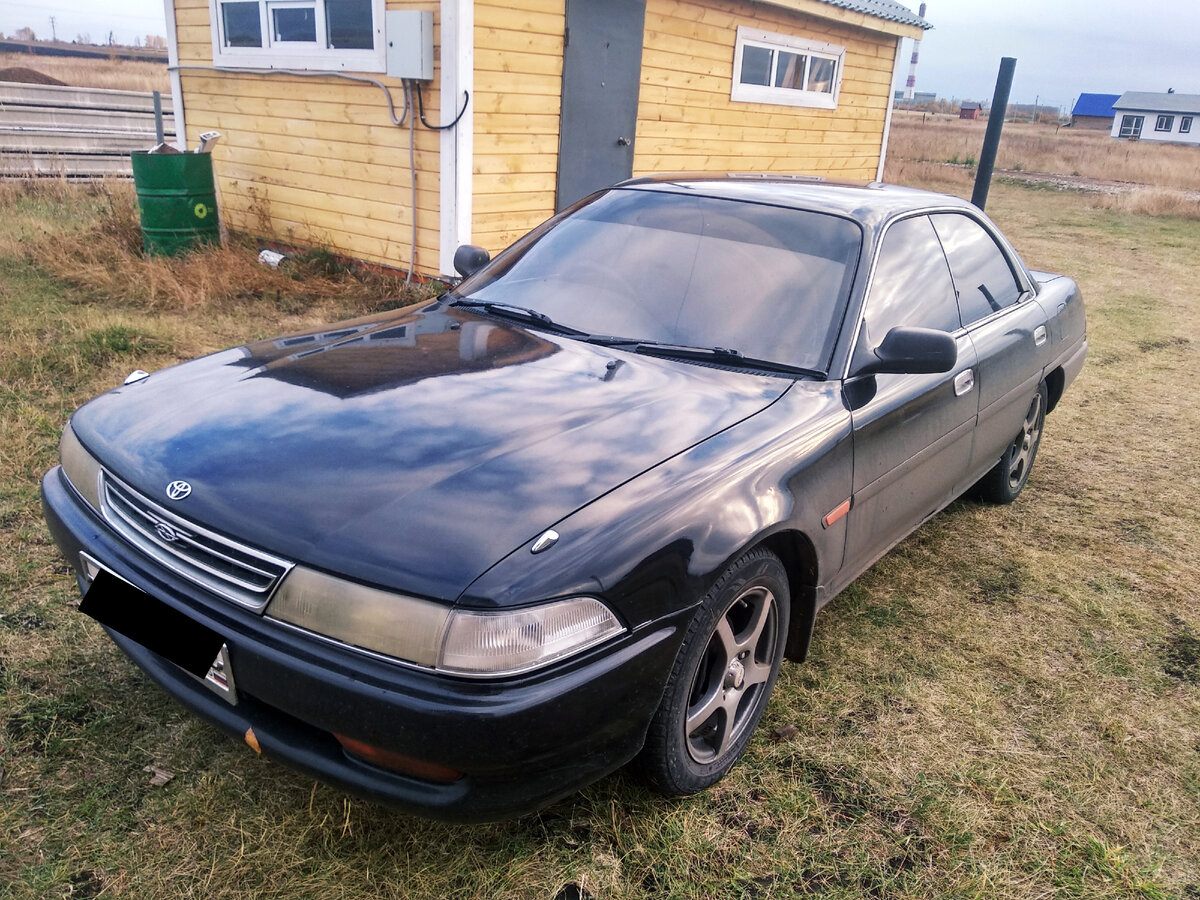 Toyota Corona 93 года