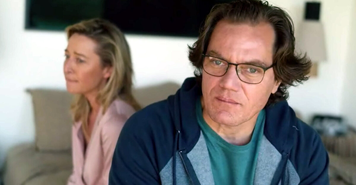 Кадр из сериала "Девять совсем незнакомых людей"