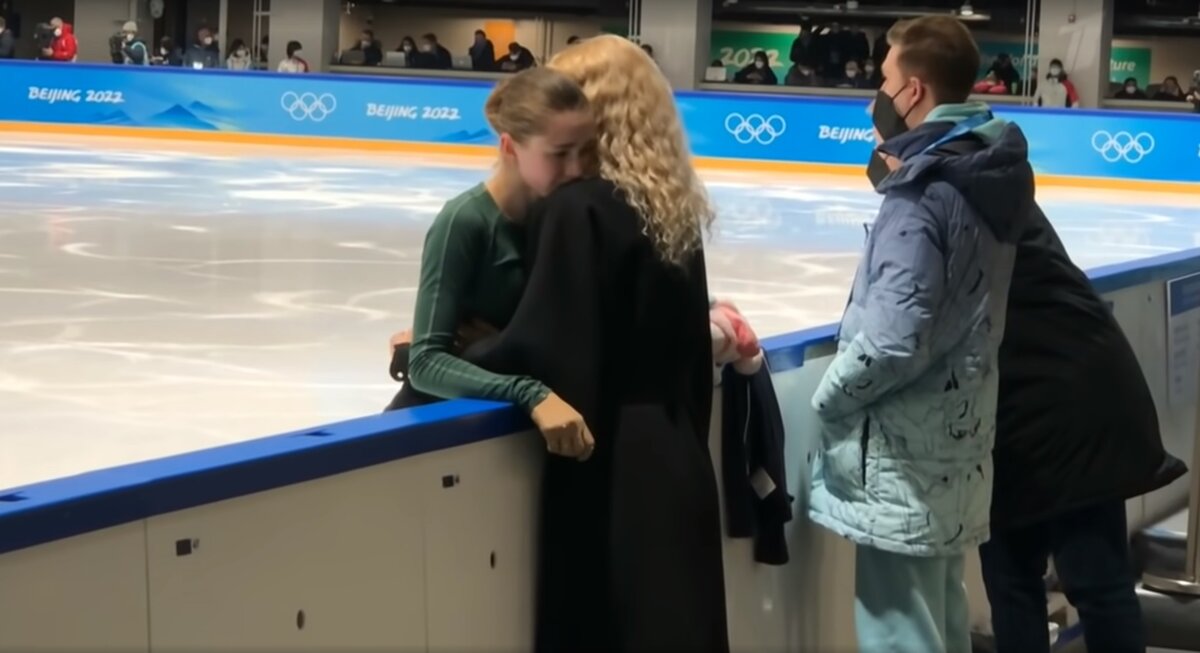 https://53news.ru/mir/kamera-zasnyala-povedenie-tutberidze-na-trenirovke-valievoj.html