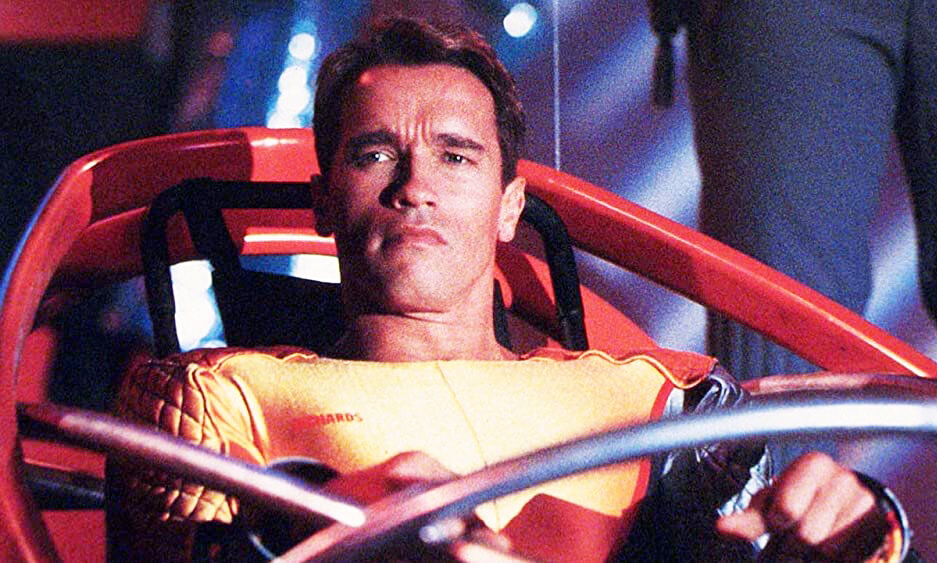 Кадр из фильма The Running Man. Режиссер: Пол Майкл Глейзер. Оператор: Томас Дель Рут. Производство: Braveworld Productions, Home Box Office (HBO), Keith Barish Productions, TAFT Entertainment Pictures