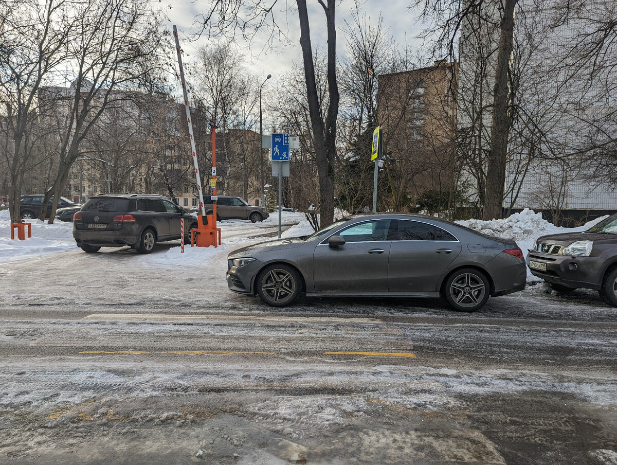 Мерседес головного мозга. Парковка возле детского сада. | КОКОРТВ | Дзен