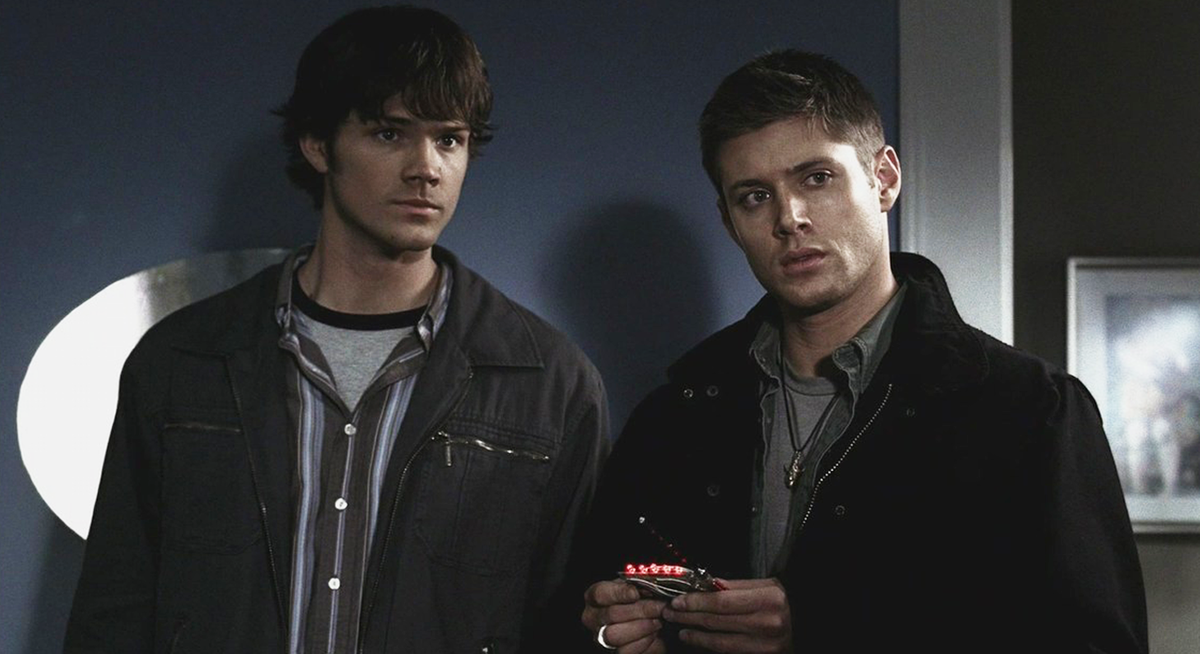 Джаред и Дженсен в роли братьев Винчестеров в «Сверхъестественном» 